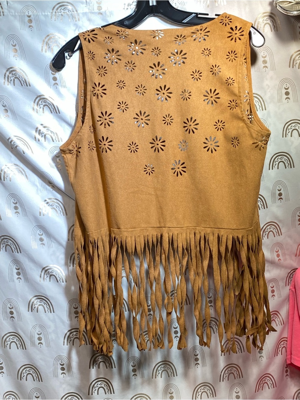 Suede Fringe Vest with Laser-Cut Floral Details - Camel - Picture 7 of 7